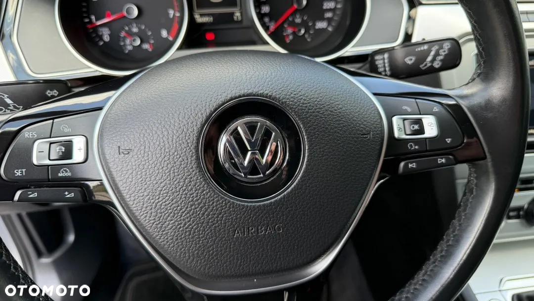 Volkswagen Passat 1.4 TSI BMT ACT Highline - 22