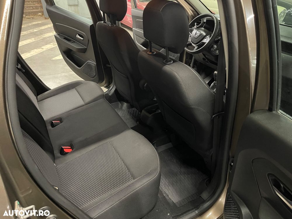 Dacia Duster 1.5 Blue dCi 4WD Comfort - 14