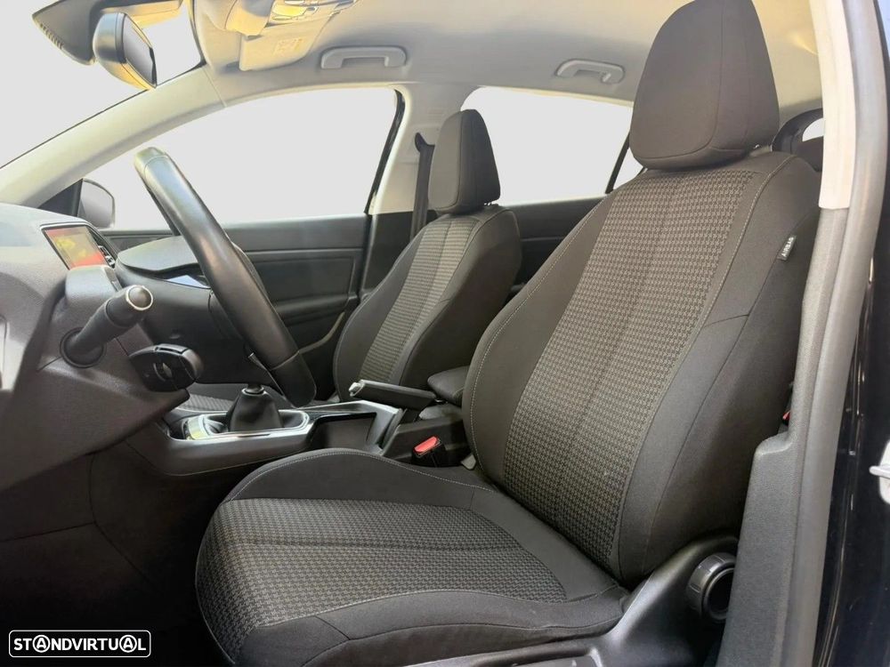 Peugeot 308 1.2 PureTech Active Pack - 10