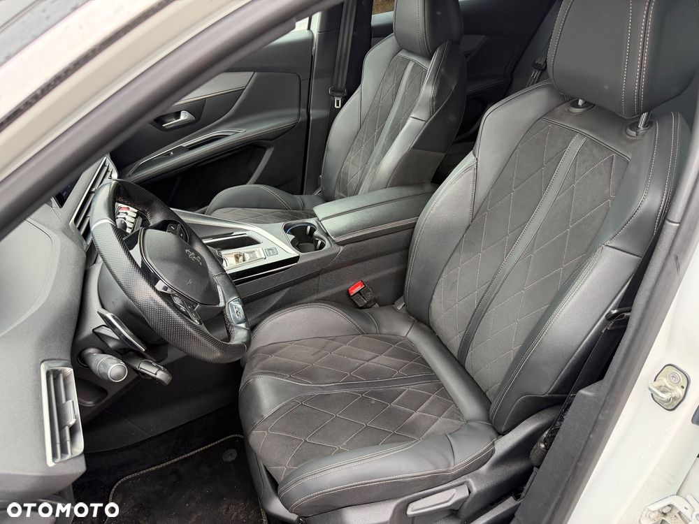 Peugeot 3008 BlueHDi 180 Stop & Start EAT8 GT - 8