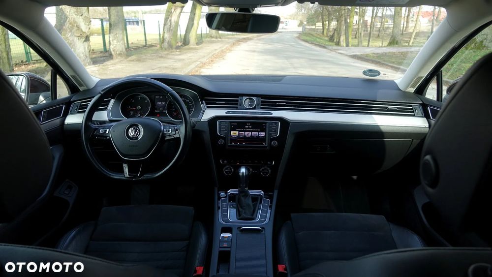 Volkswagen Passat 2.0 TDI (BlueMotion Technology) DSG Highline - 14