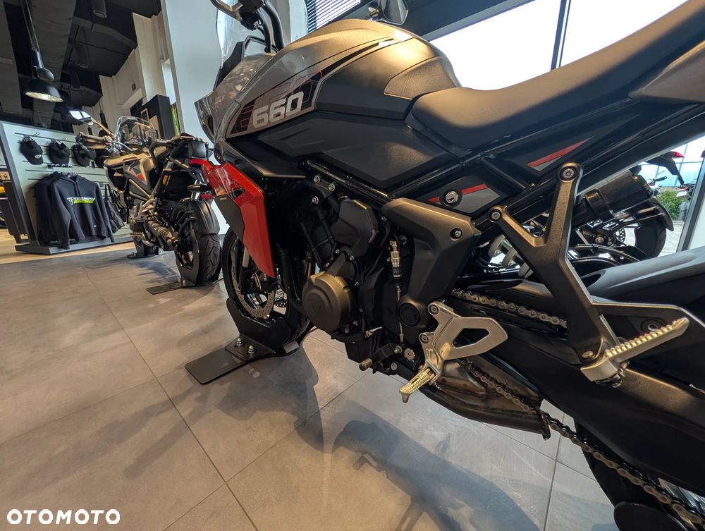 Triumph Tiger - 4