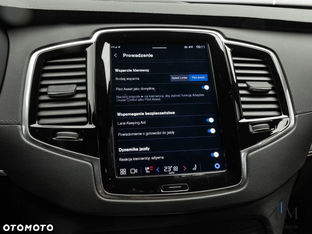 Volvo XC 90 B5 D AWD Ultimate Bright - 27