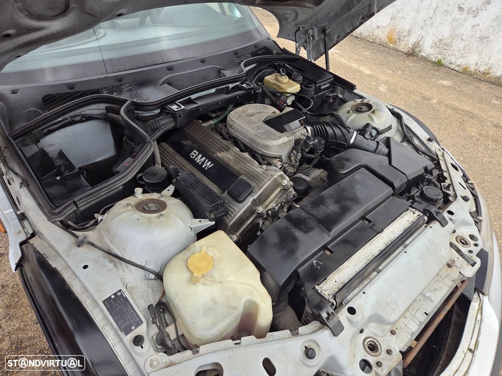 BMW Z3 1.9 - 15