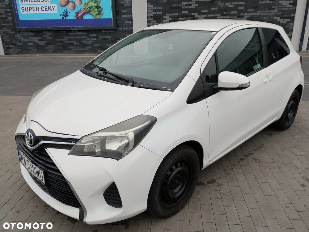 Toyota YARIS - 1