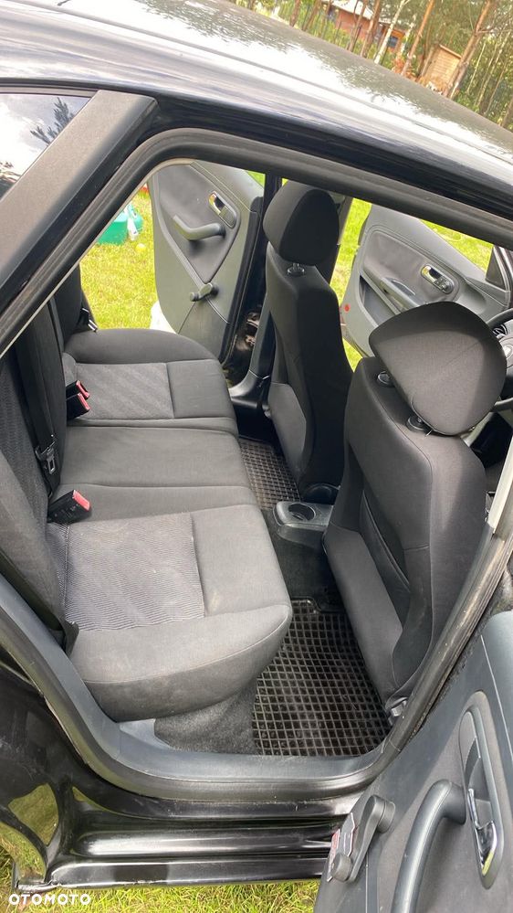 Seat Ibiza 1.4 16V Reference - 6
