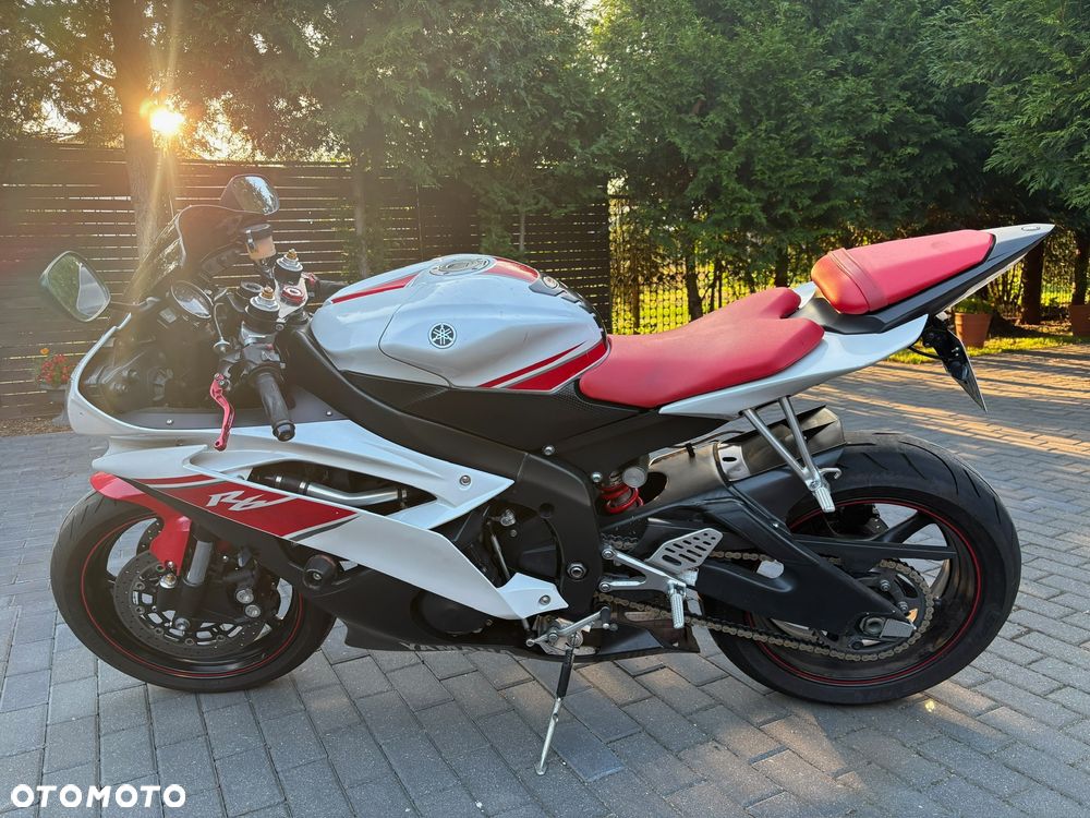 Yamaha R6 - 2