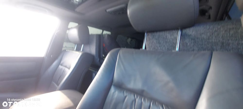 Toyota Land Cruiser 4.7 V8 - 21