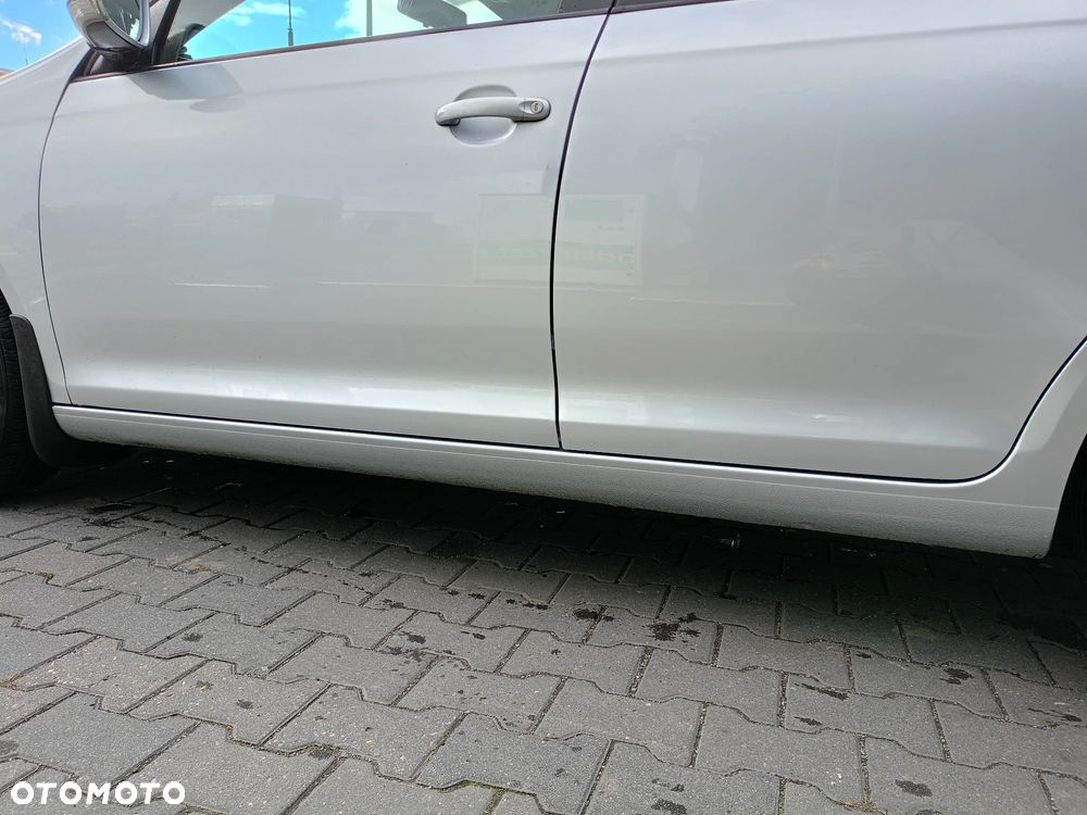 Volkswagen Golf VI 1.6 TDI BlueMot Comfortline DSG - 9