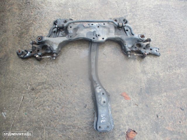 Charriot Cha759 TOYOTA AVENSIS 2002 2.0 D4D 110CV 5P CINZA FRENTE BARRA COMPLETO - 1
