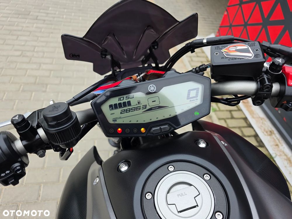 Yamaha MT - 19