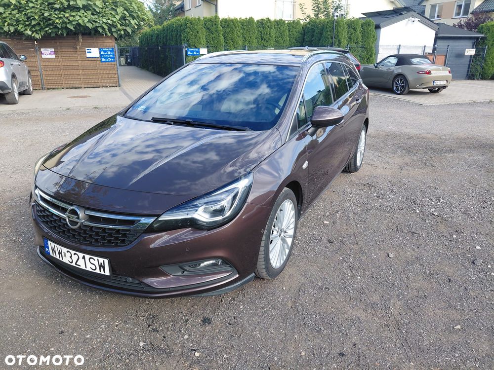 Opel Astra 1.6 T Elite S&S - 9