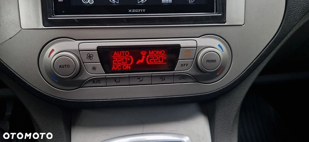 Ford Kuga 2.0 TDCi Titanium - 31