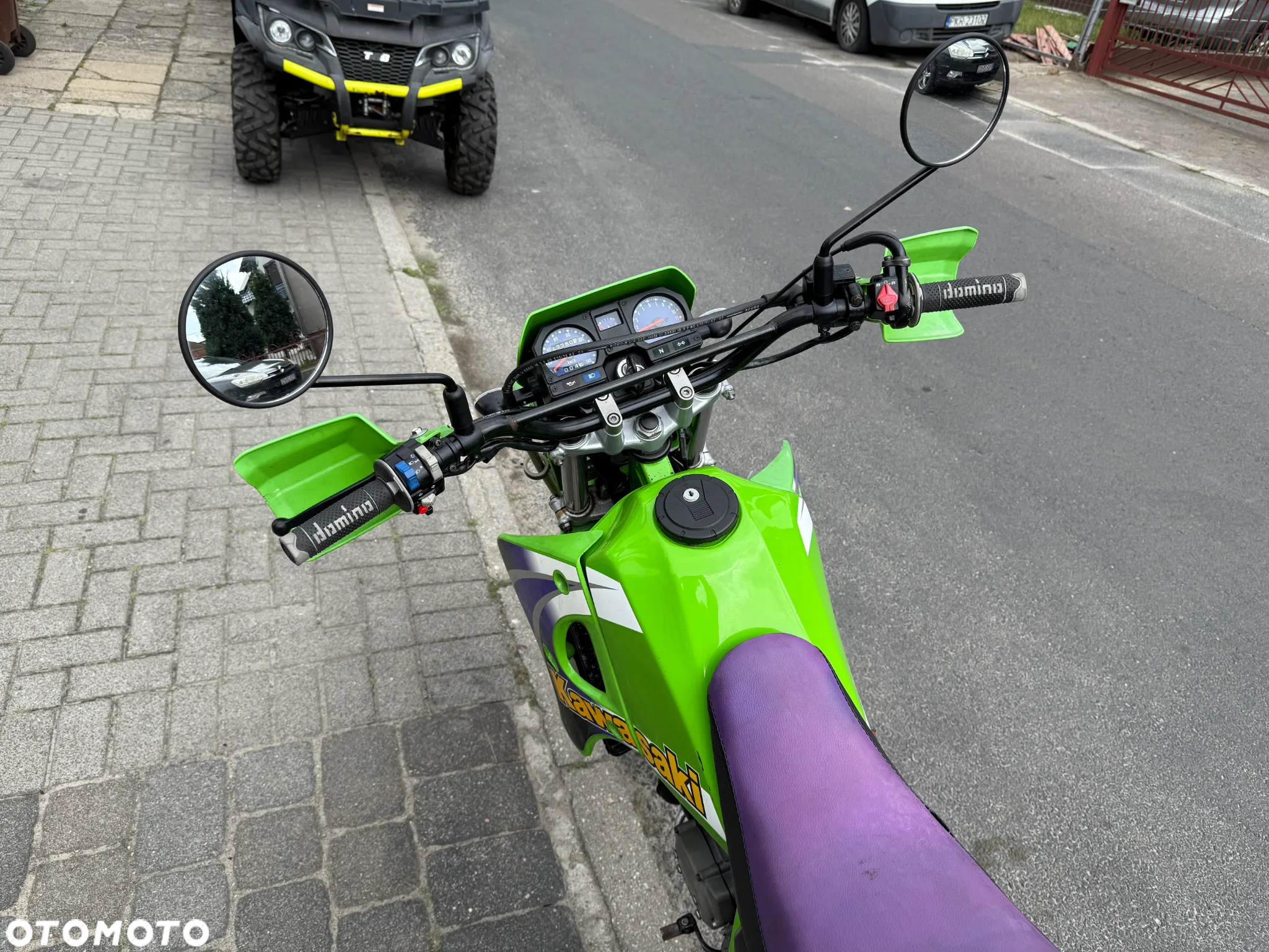 Kawasaki FX - 8