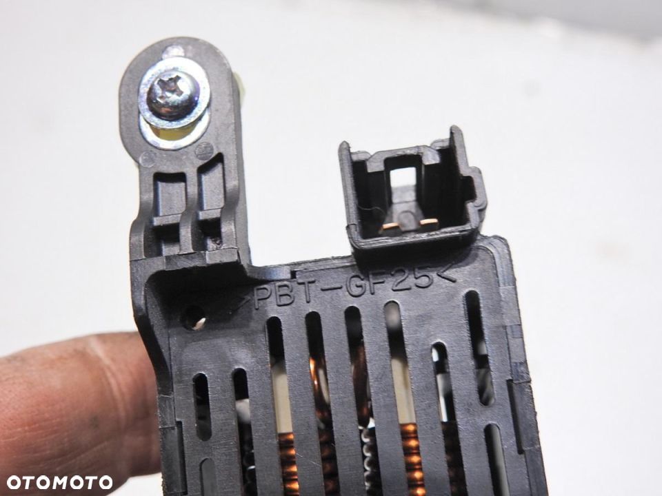 MODUŁ REDUKTOR SZUMÓW MAZDA 6 II AAF15218 - 7