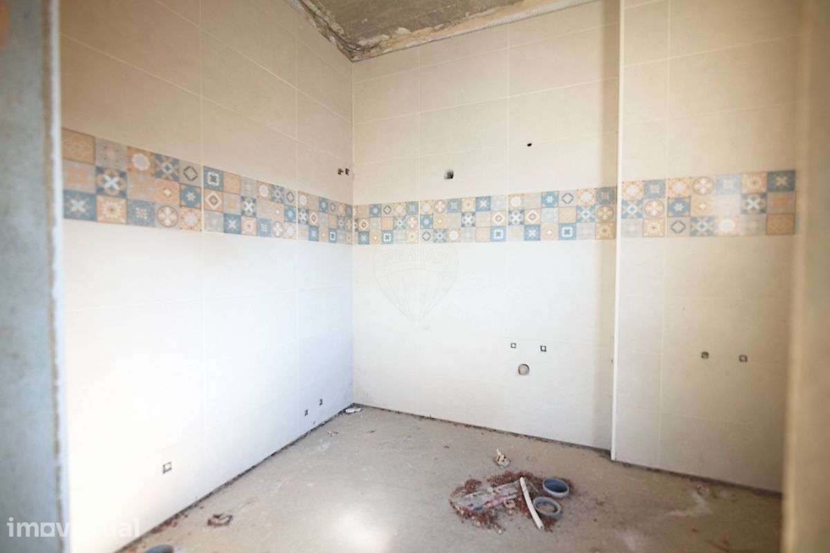 Moradia T3 para venda - Grande imagem: 2/23
