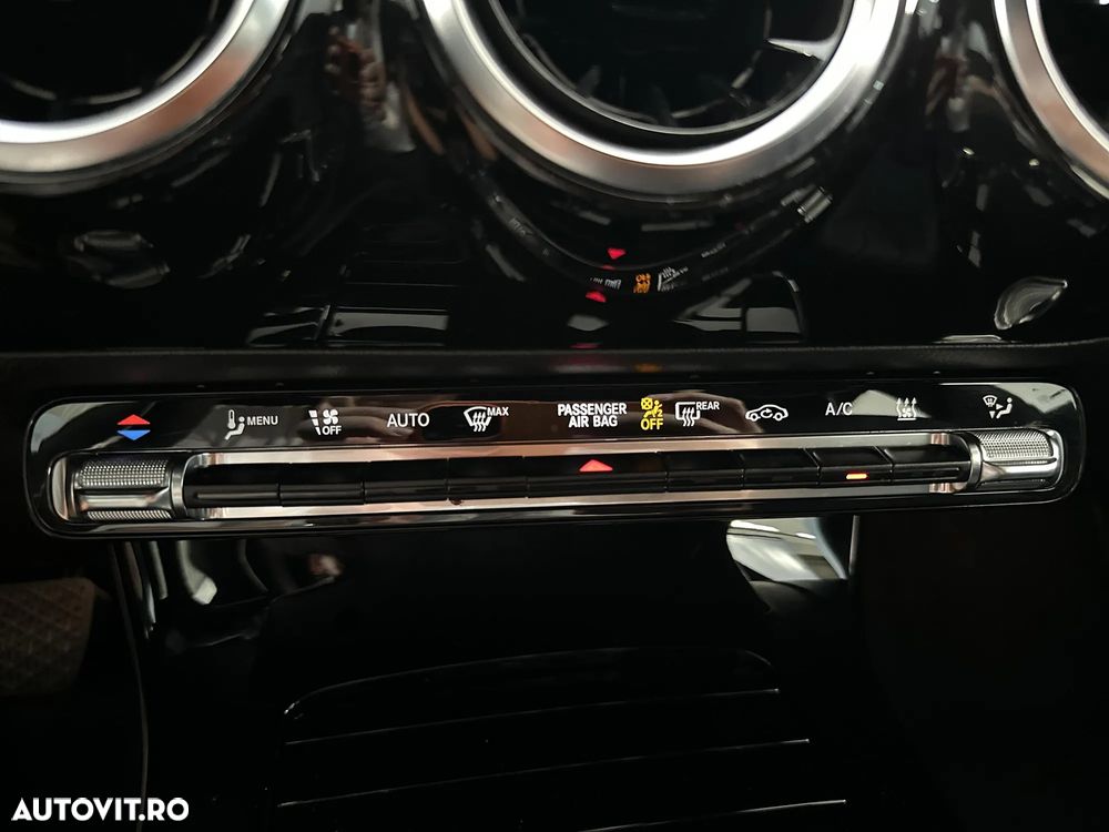 Mercedes-Benz CLA 250 e Coupe - 18