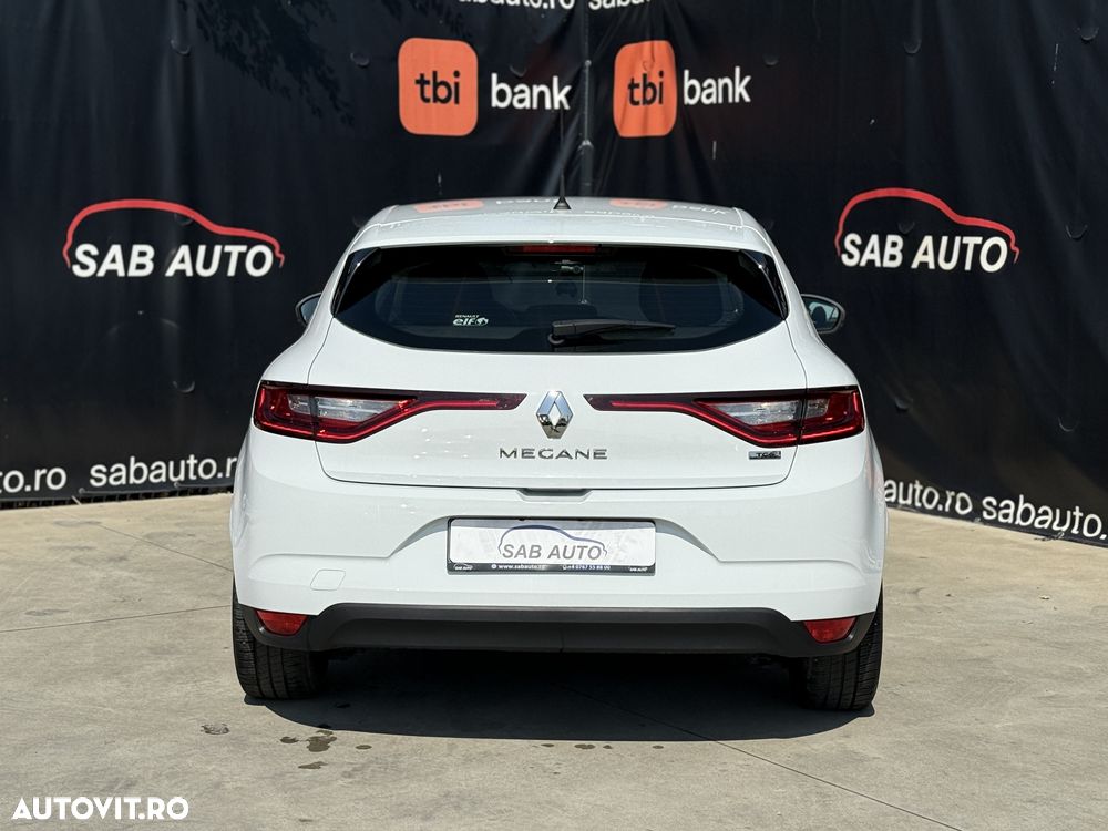 Renault Megane TCe Business - 15
