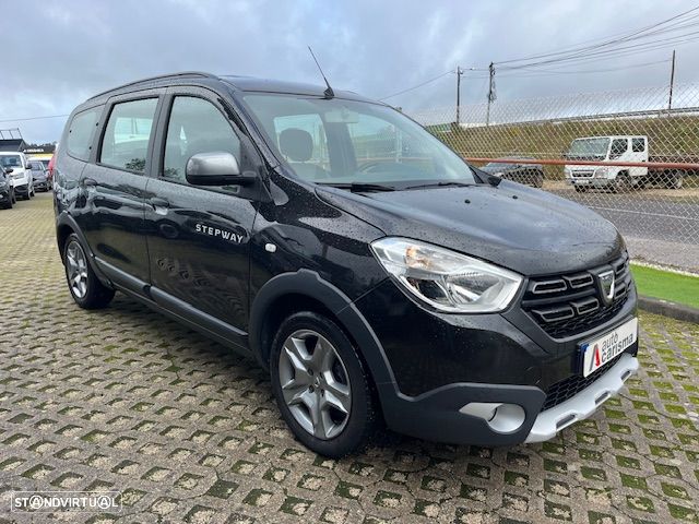 Dacia Lodgy 1.5 Blue dCi Stepway 7L - 3