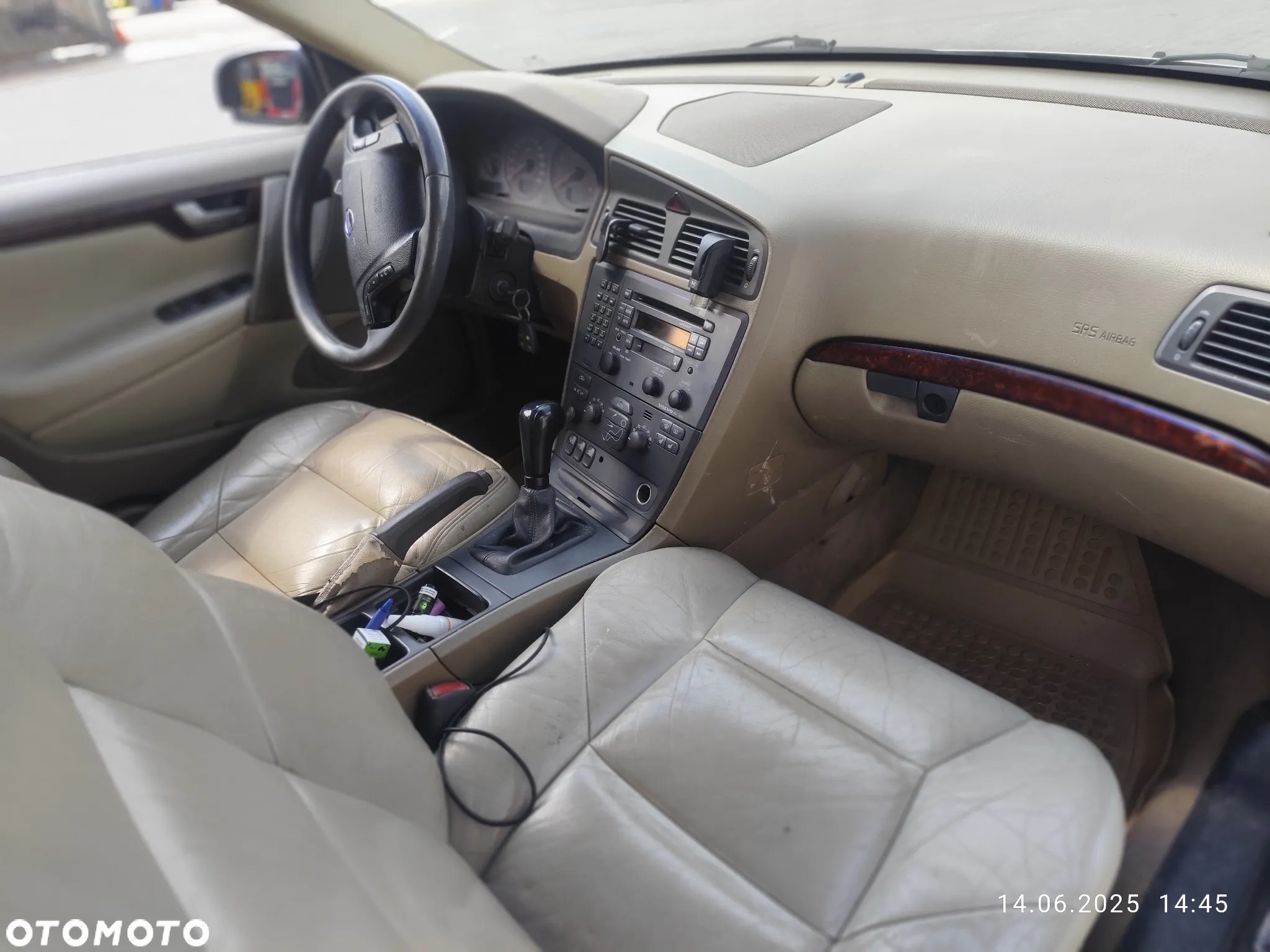 Volvo V70 2.4 - 6