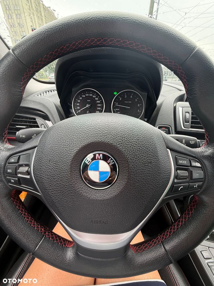 BMW Seria 1 120i Sport Line - 9