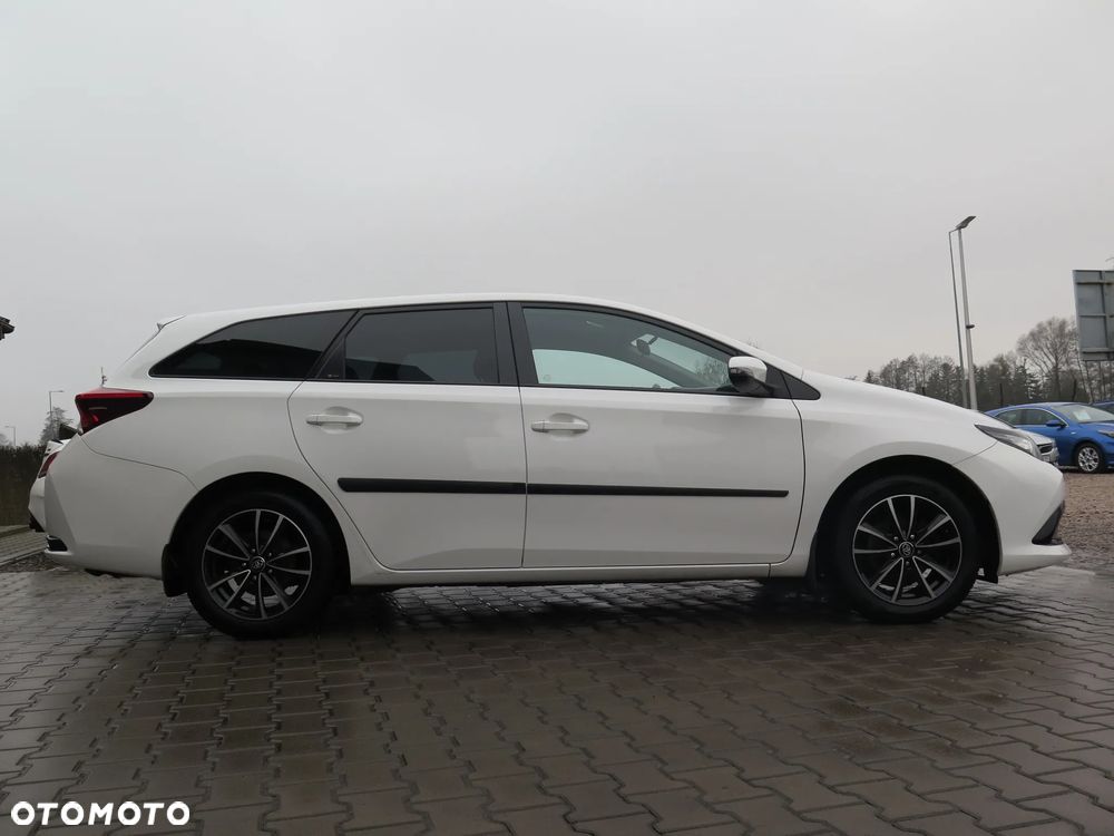 Toyota Auris 1.6 Active - 8