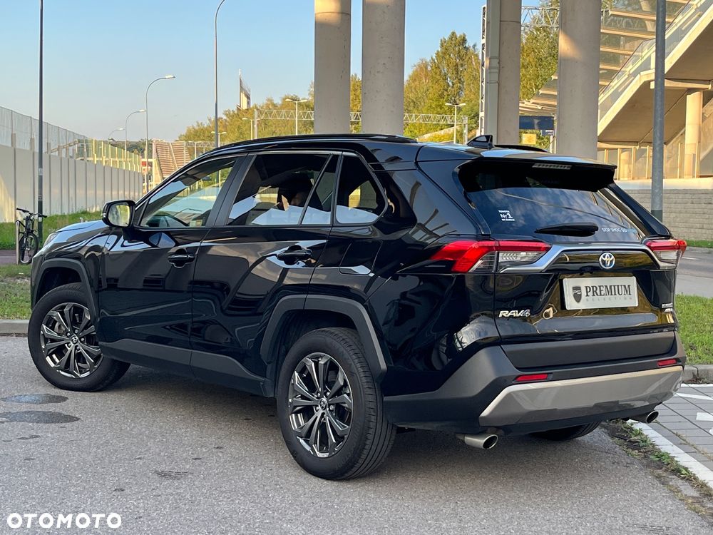 Toyota RAV4 - 9