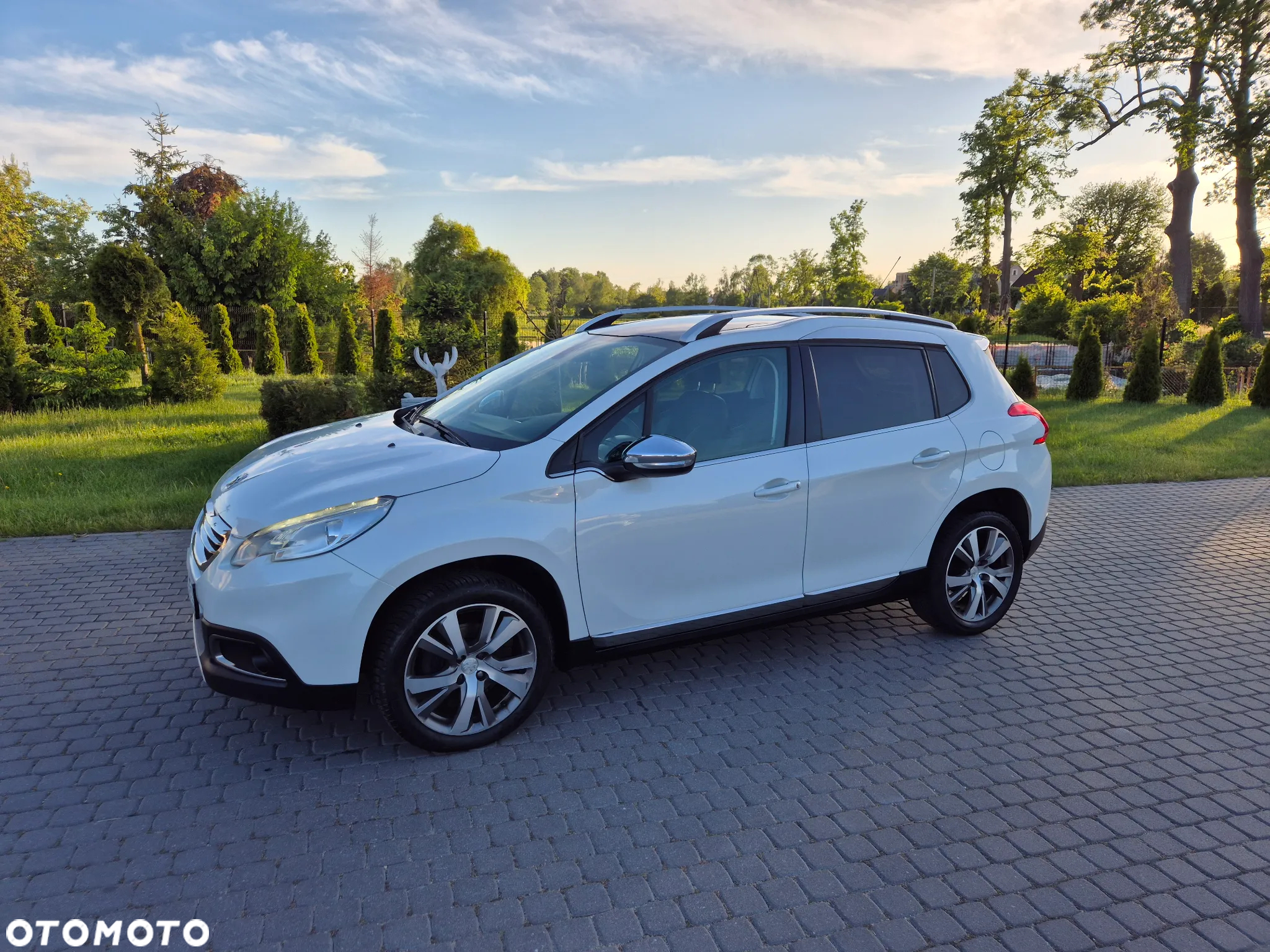 Peugeot 2008 e-HDi FAP 115 STOP & START Business-Line - 12
