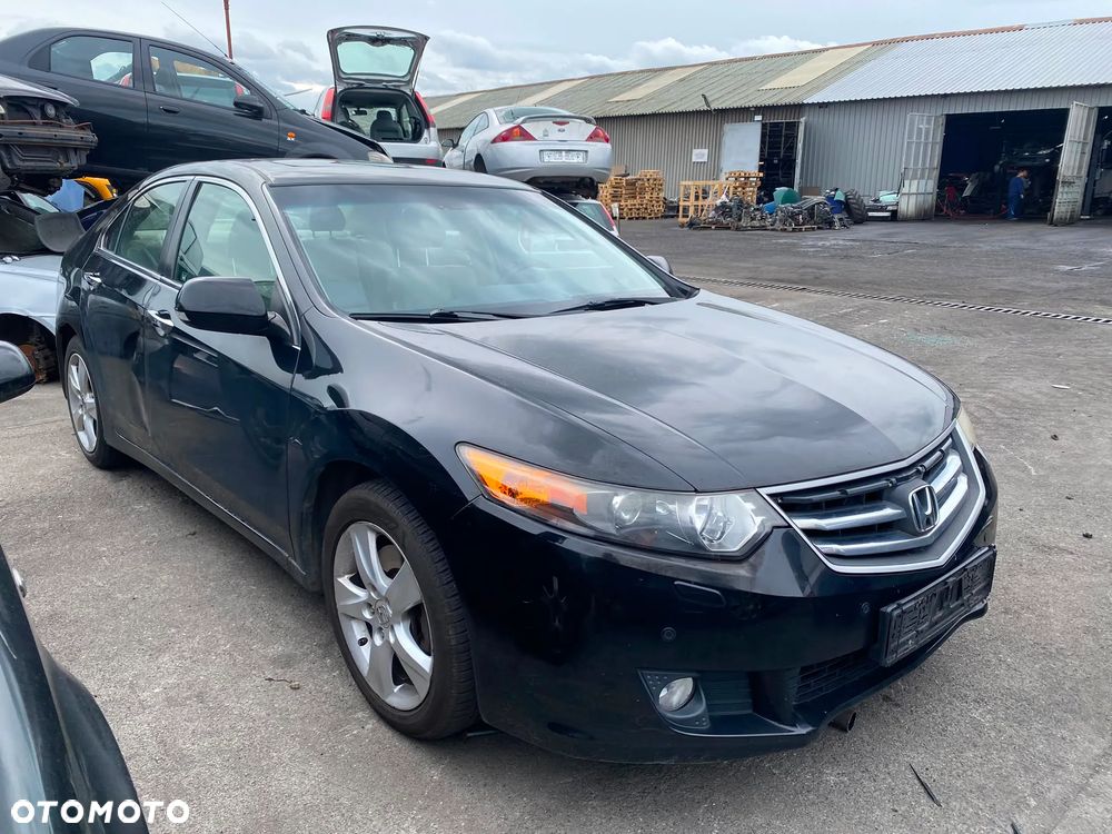 223 / Honda Accord VIII/ Na Części/