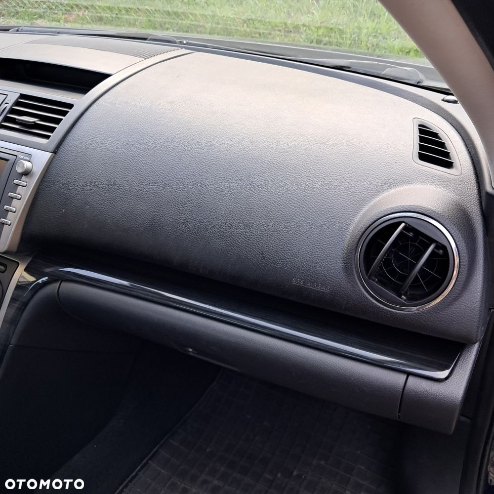 Mazda 6 - 8