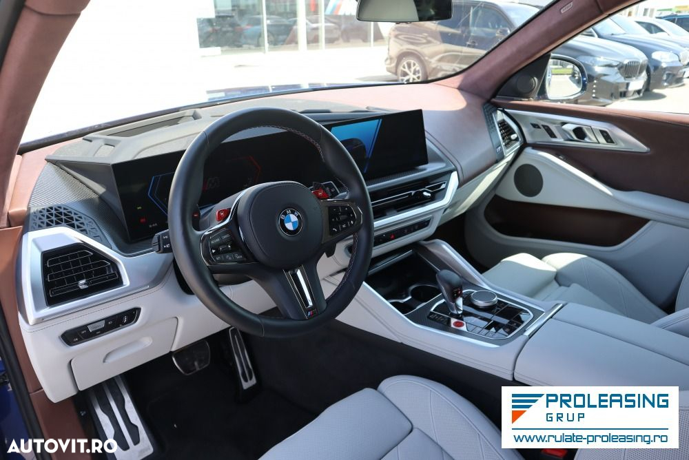 BMW XM - 8