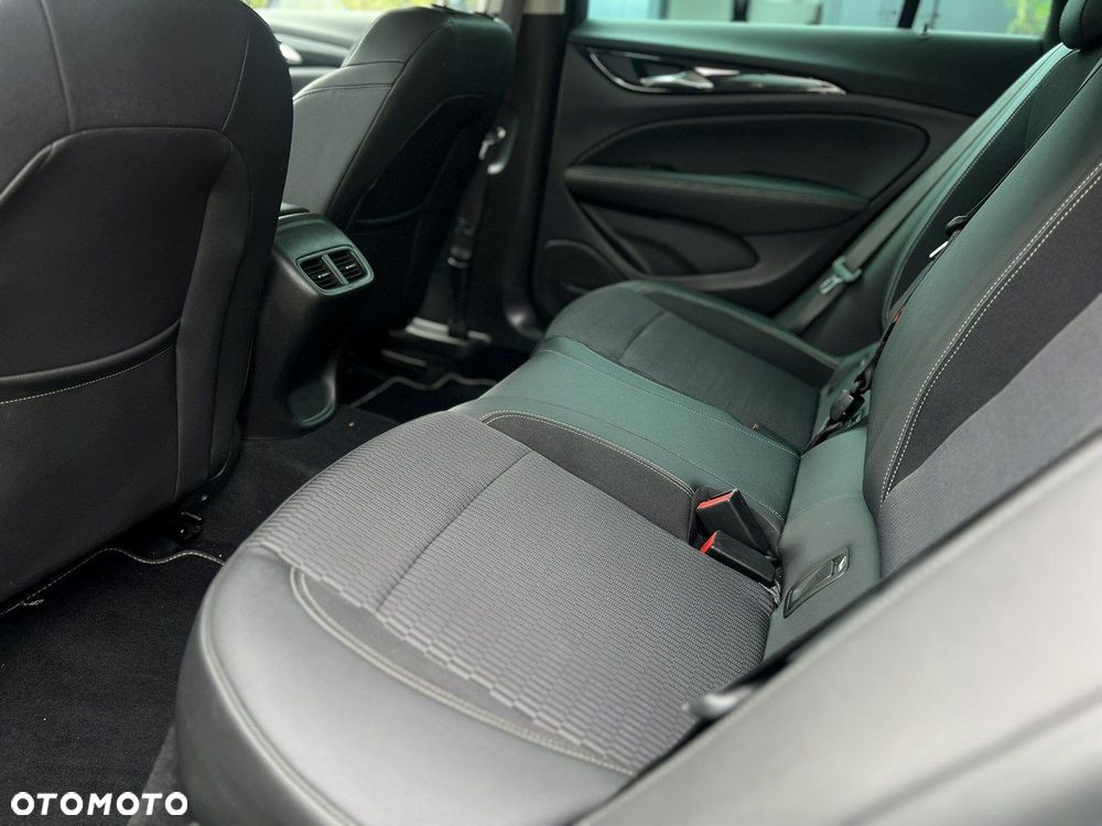 Opel Insignia 1.5 T Elite S&S - 37