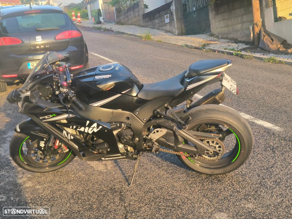 Kawasaki ZXR - 7