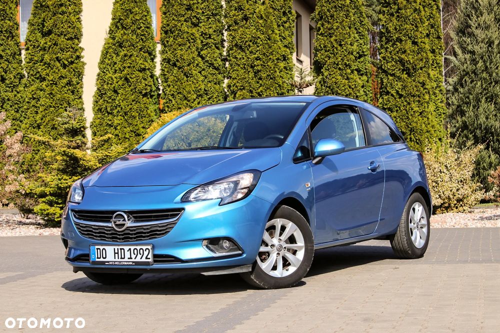 Opel Corsa 1.4 16V Cosmo - 12