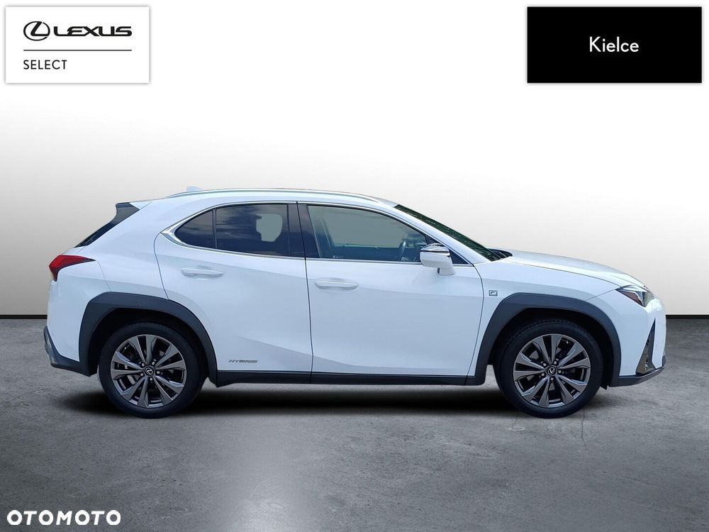 Lexus UX - 7