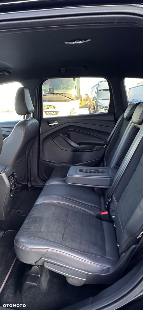 Ford Kuga 2.0 TDCi 4x4 ST-Line - 24