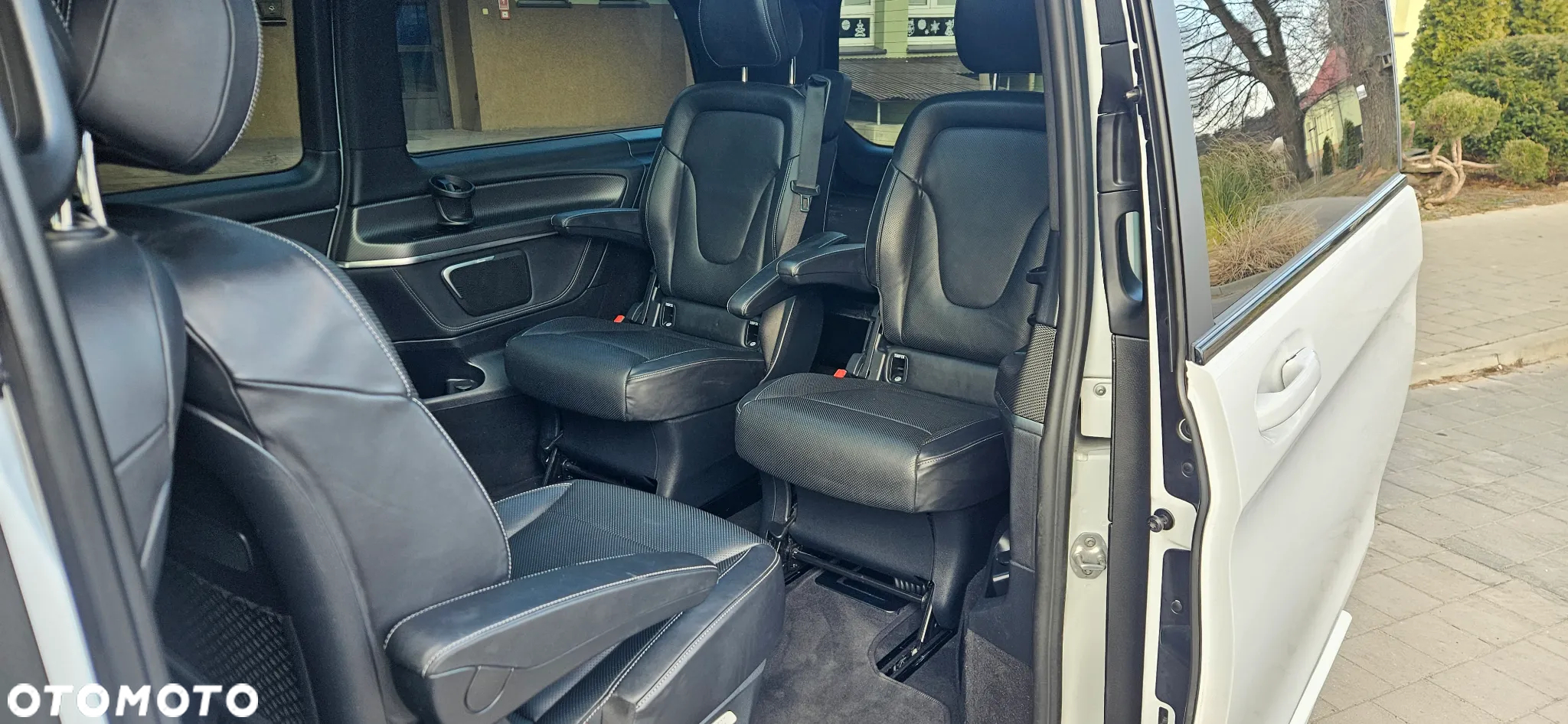 Mercedes-Benz Klasa V 250 d 4-Matic Avantgarde 9G-Tronic (d³ugi) - 22