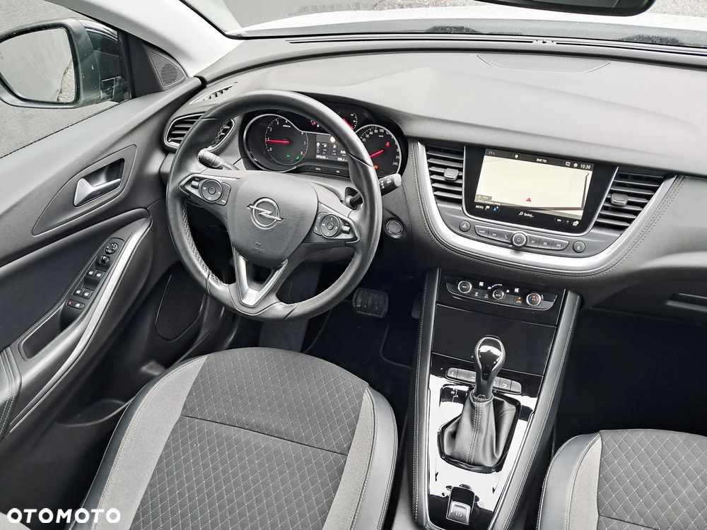 Opel Grandland X - 12
