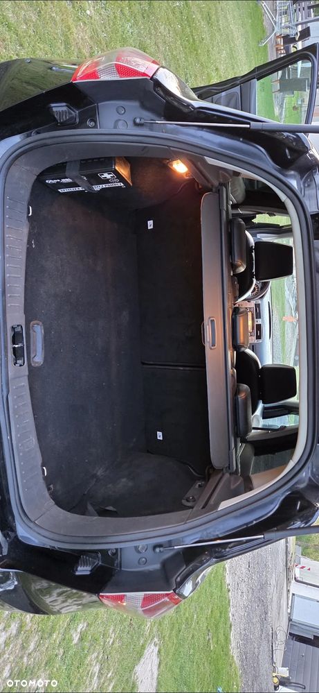 Ford Kuga 2.0 TDCi 4x4 Titanium - 14