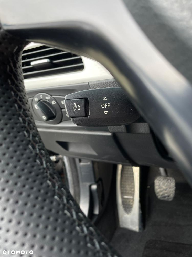 BMW Seria 3 320d DPF Blue Performance Edition Fleet Sport - 26