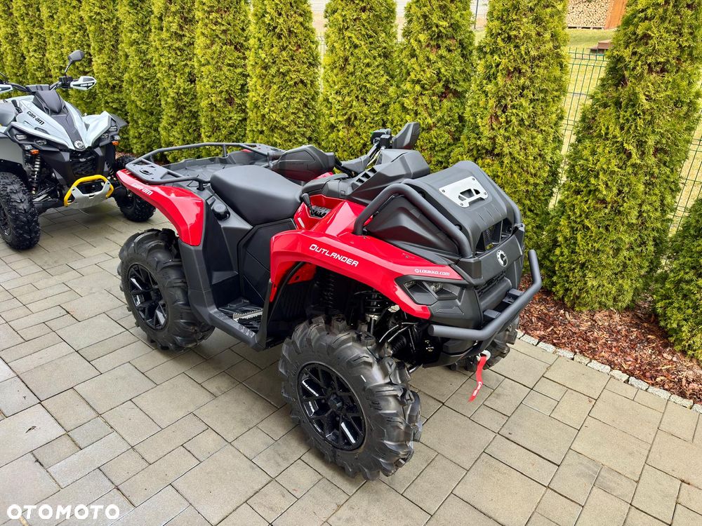 Can-Am Outlander - 2