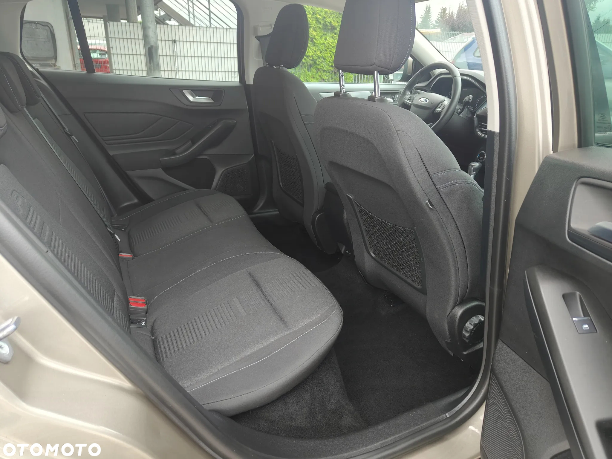 Ford Focus 1.0 EcoBoost Active Business - 14