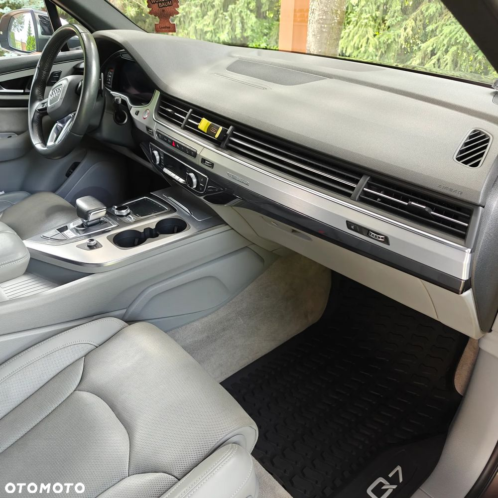 Audi SQ7 4.0 TDI Quattro Tiptronic - 6