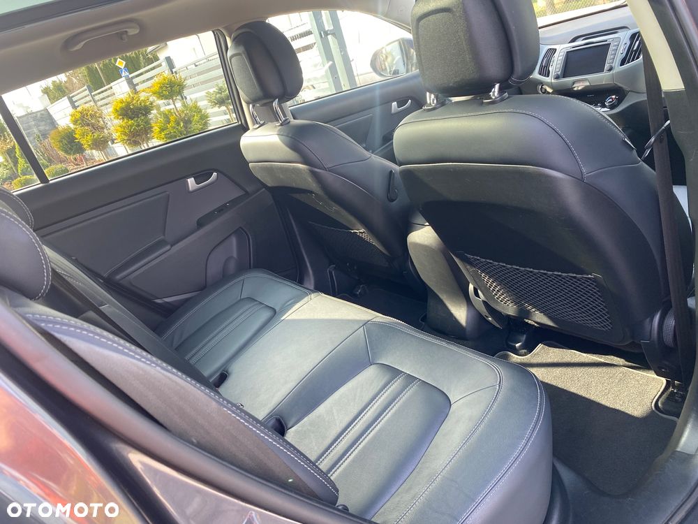 Kia Sportage 2.0 CRDI L AWD - 9