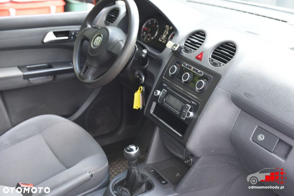 Volkswagen Caddy - 23