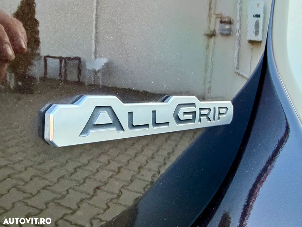 Suzuki S-Cross 1.6 DDIS Allgrip Comfort - 13