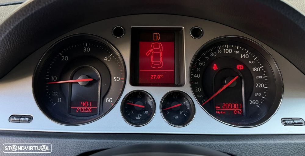 VW Passat Variant 1.9 TDI Confortline - 19