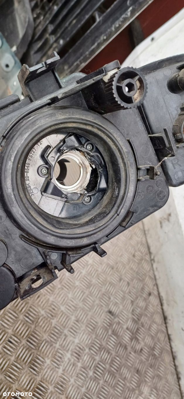 BMW 5 E39 LAMPA PRZÓD PRAWA H7 ZWYKŁA - 12