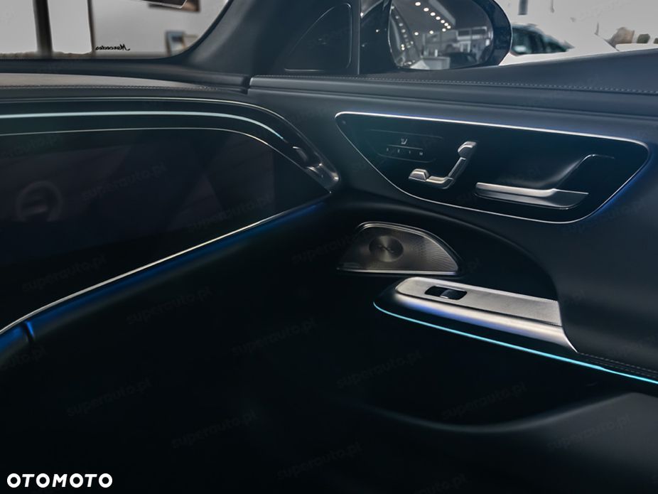 Mercedes-Benz Klasa E - 16