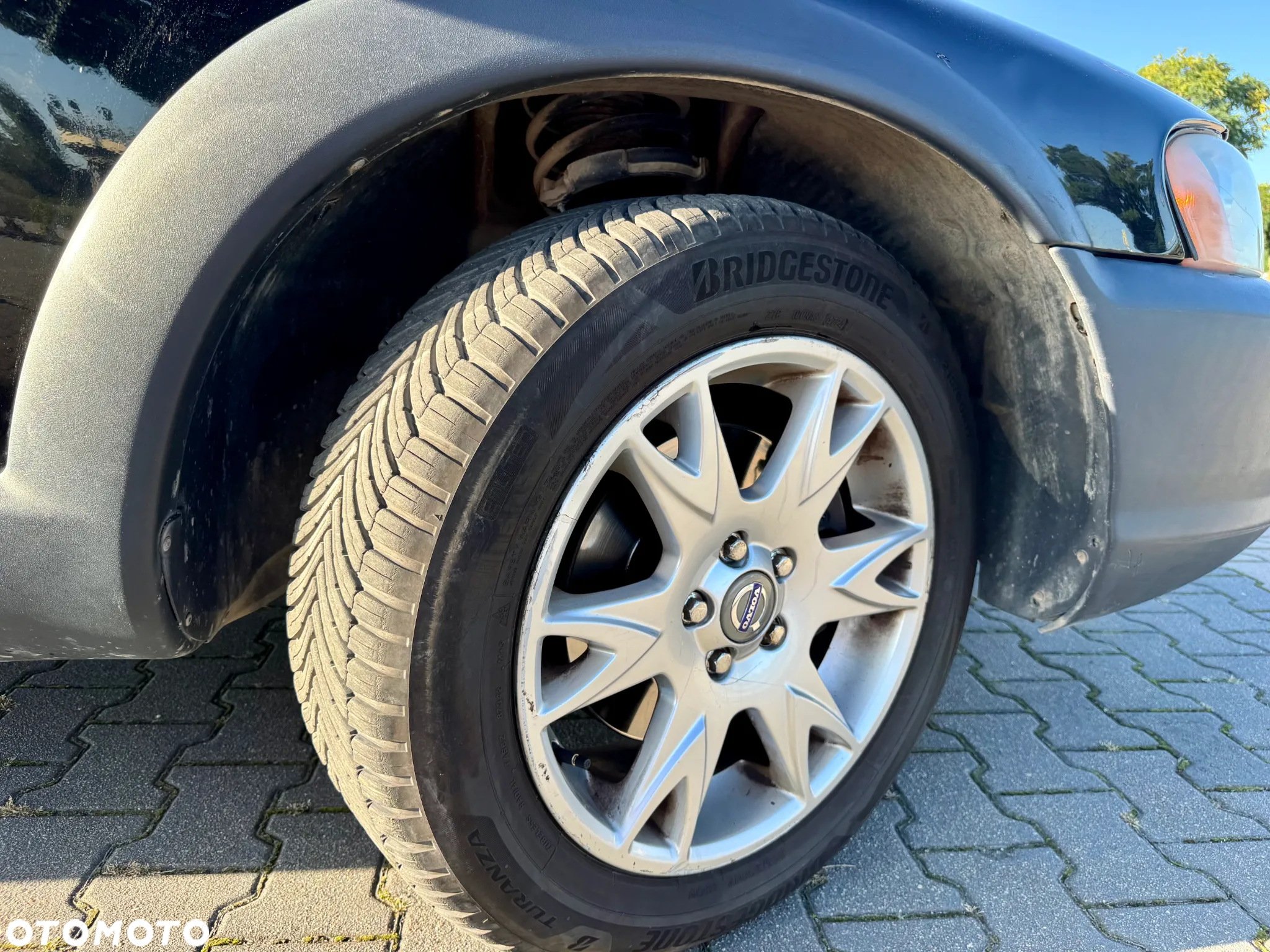 Volvo XC 70 - 24